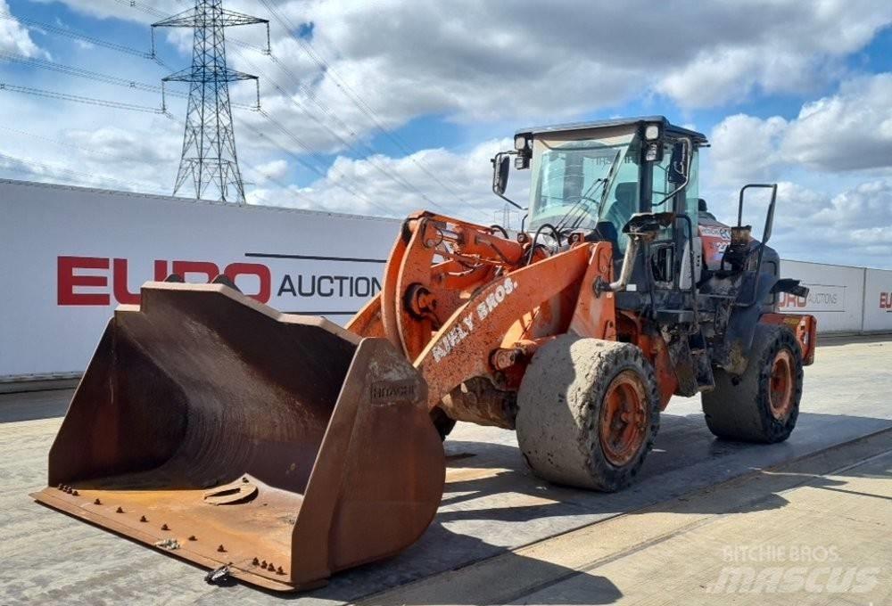 Hitachi ZW 220-6 Фронтальные погрузчики