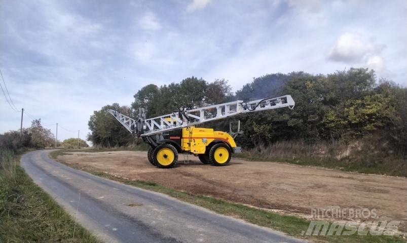 Artec F 40 Самоходные опрыскиватели
