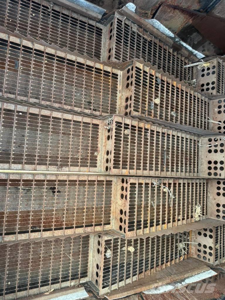 New Holland CX 760 Зерноуборочные комбайны