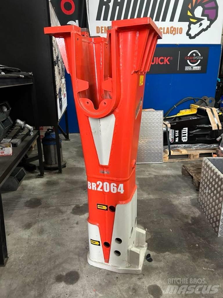 Rammer Rammer E64, Горное оборудование