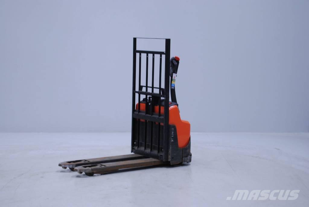 Toyota LWI160 Ручные электрические тележки