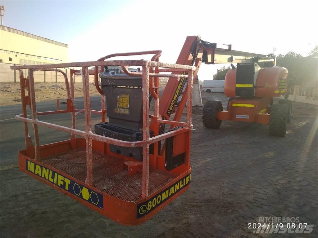 JLG 800AJ Коленчатые подъемники
