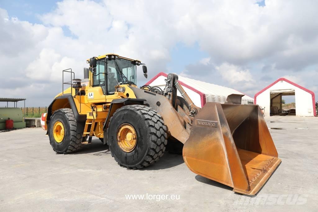 Volvo L 220 H Фронтальные погрузчики
