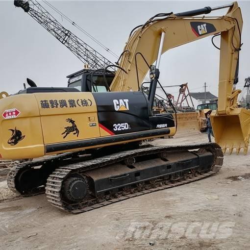 CAT 325 D L Гусеничные экскаваторы