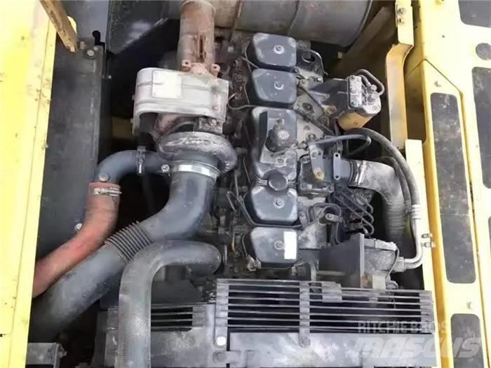 Komatsu PC 200-7 Гусеничные экскаваторы