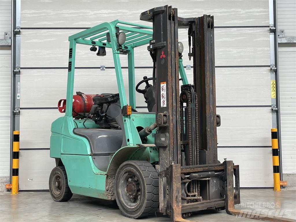 Mitsubishi FG25T Газовые погрузчики