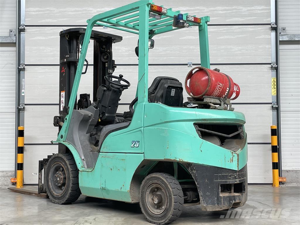 Mitsubishi FG25T Газовые погрузчики