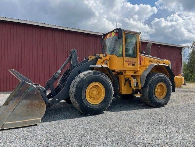 Volvo L120E Фронтальные погрузчики