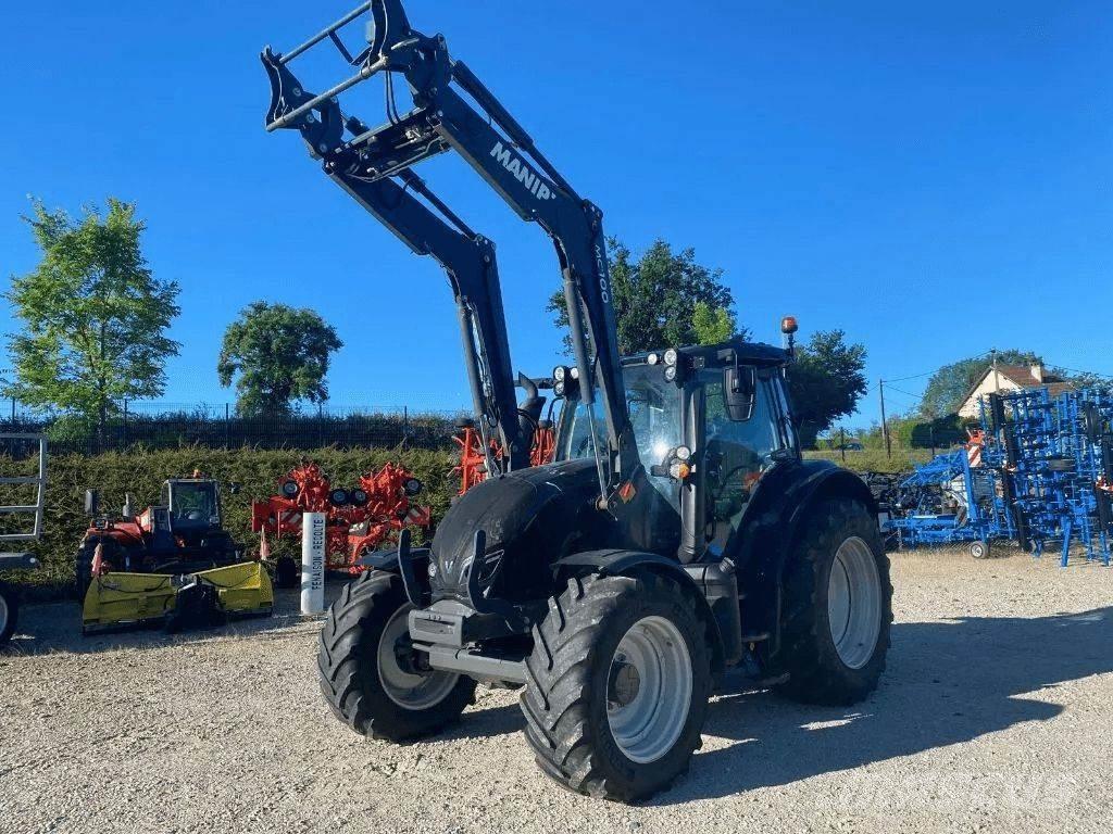 Valtra N134  HiTECH Трактора