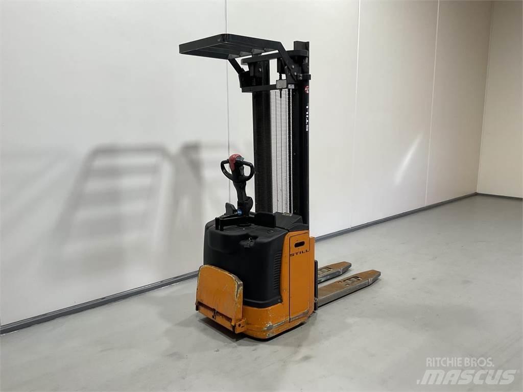 Still EFGV S14 Самоходные электроштабелёры