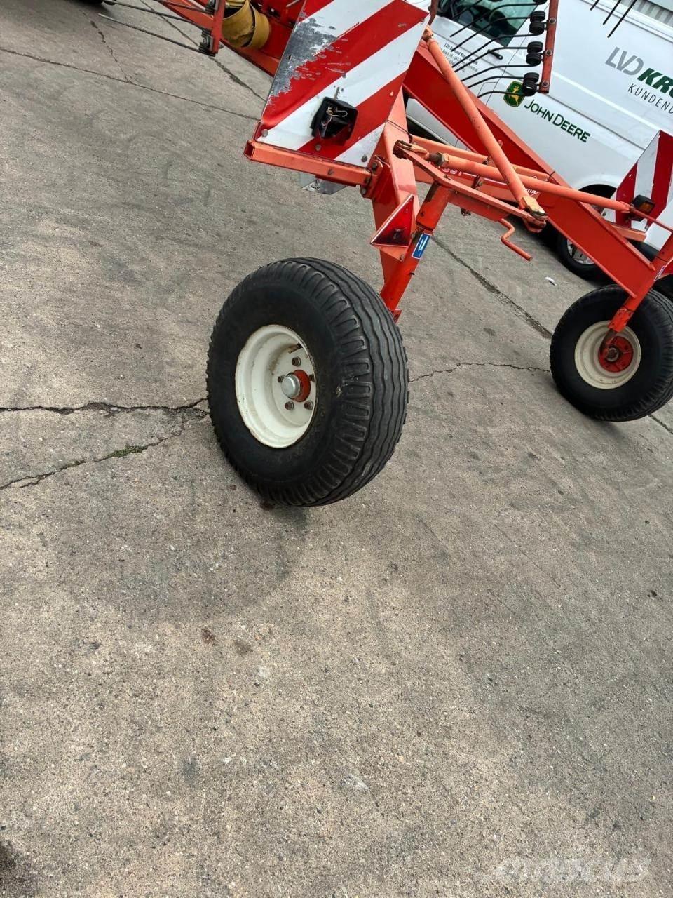 Kuhn GA 7301 Рядковые косилки
