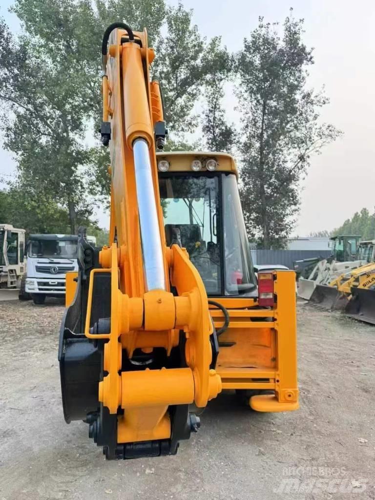JCB 3 CX Экскаваторы-погрузчики