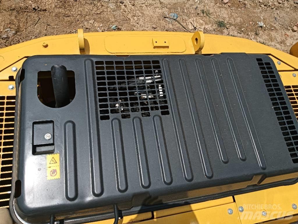 Komatsu PC 130 Малые экскаваторы 7т-12т