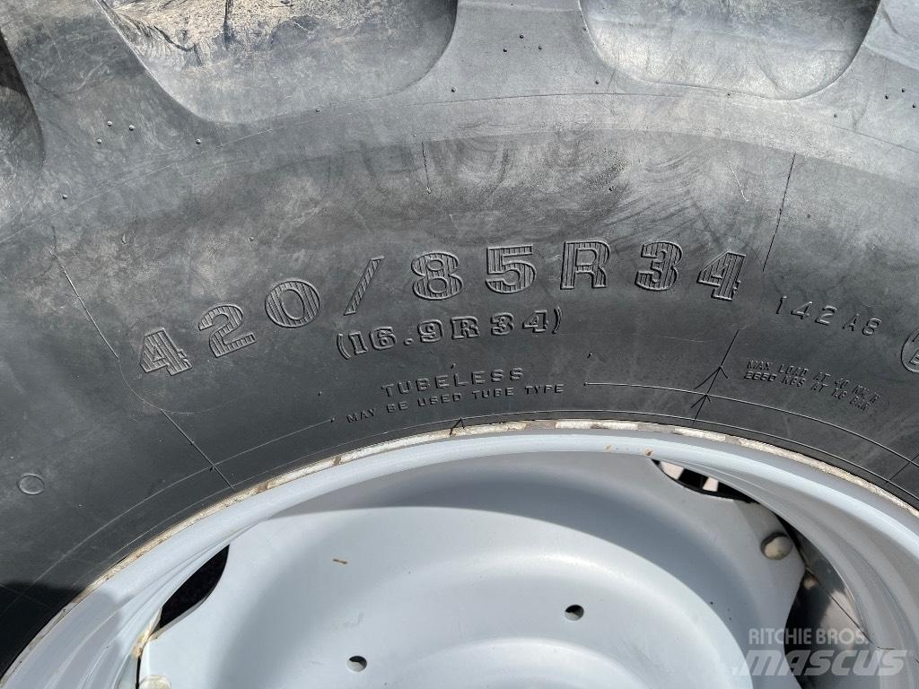 Massey Ferguson 5435 Трактора