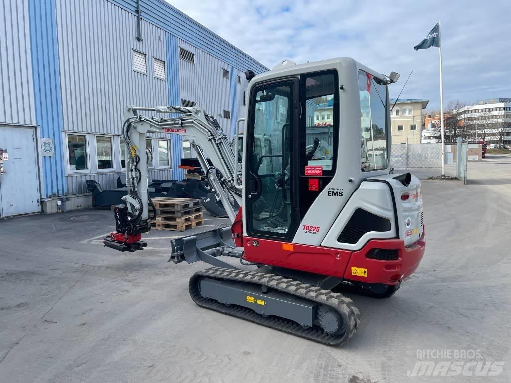 Takeuchi TB 225 Мини-экскаваторы