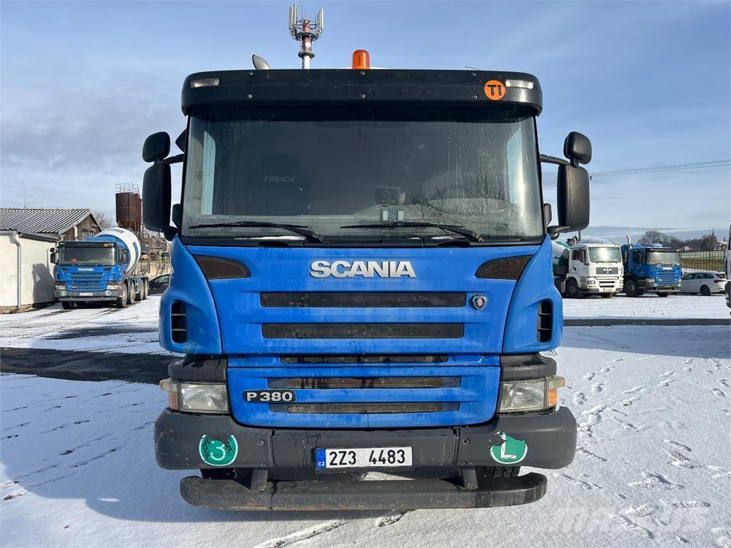 Scania P 380 8X4 Шасси с кабиной