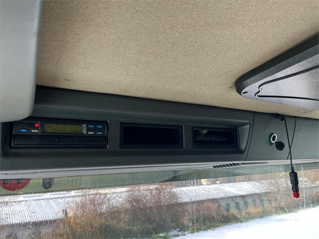 Scania P 380 8X4 Шасси с кабиной