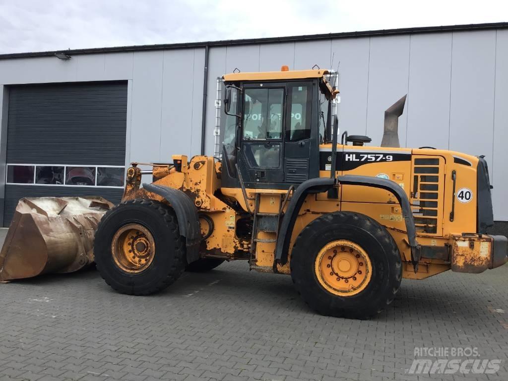 Hyundai HL 757-9 Фронтальные погрузчики