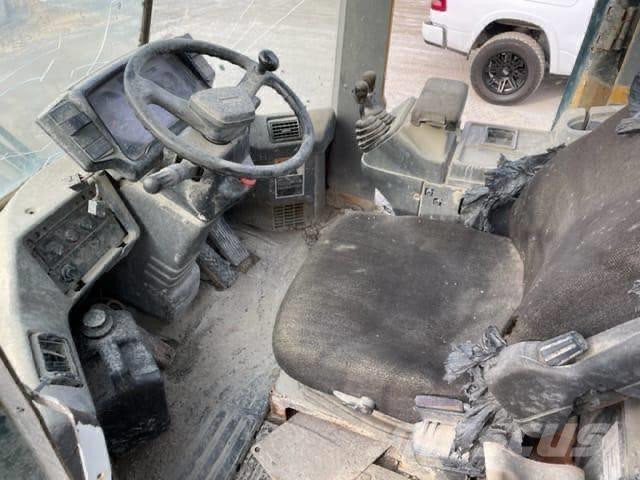 Kawasaki 70 Z V Фронтальные погрузчики