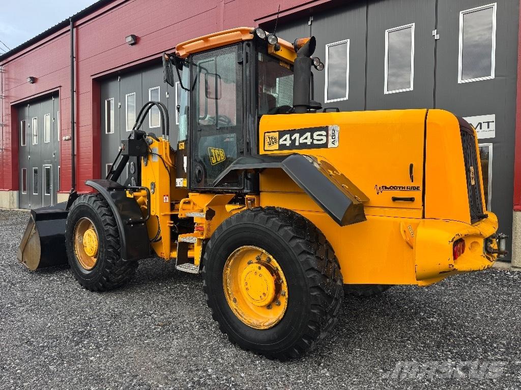 JCB 414 S  4153h 8,9t Фронтальные погрузчики