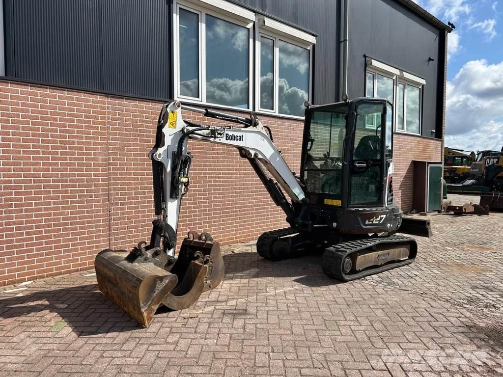 Bobcat E27 Мини-экскаваторы