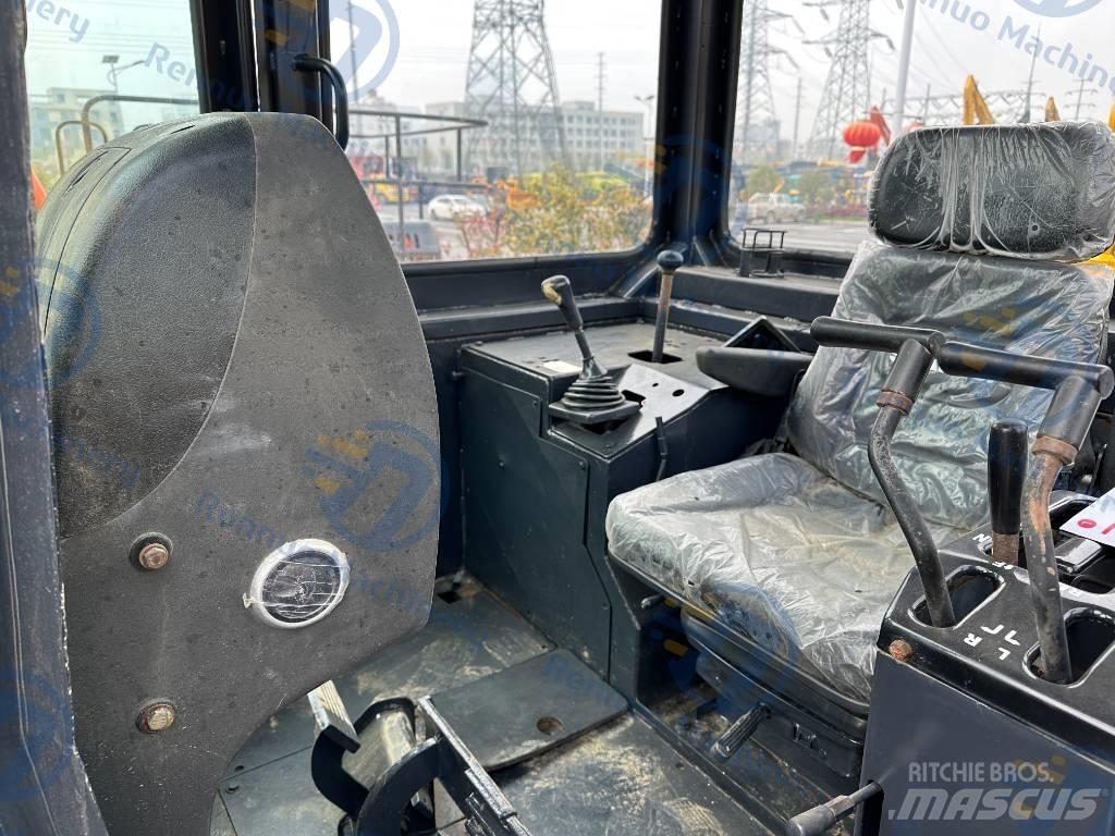 Shantui SD 32 Гусеничные бульдозеры