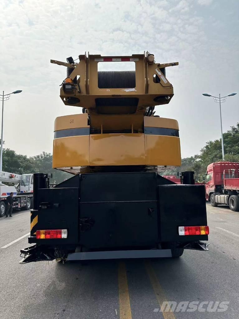 Sany STC1000T Автокраны