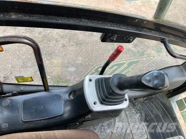 JCB JS 210 LC Гусеничные экскаваторы