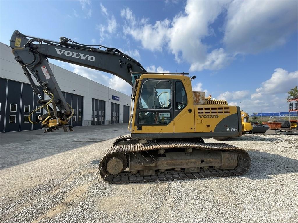 Volvo EC 180 B LC Гусеничные экскаваторы