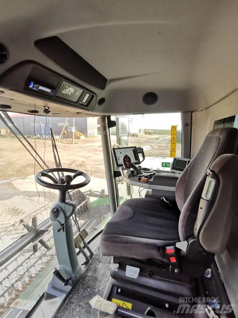 Fendt 6335 Зерноуборочные комбайны