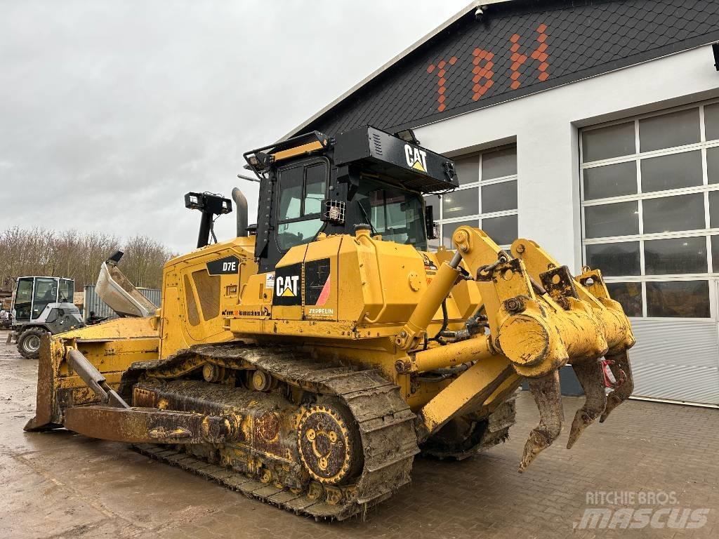 CAT D 7 E Гусеничные бульдозеры