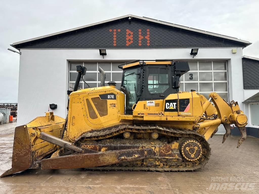 CAT D 7 E Гусеничные бульдозеры