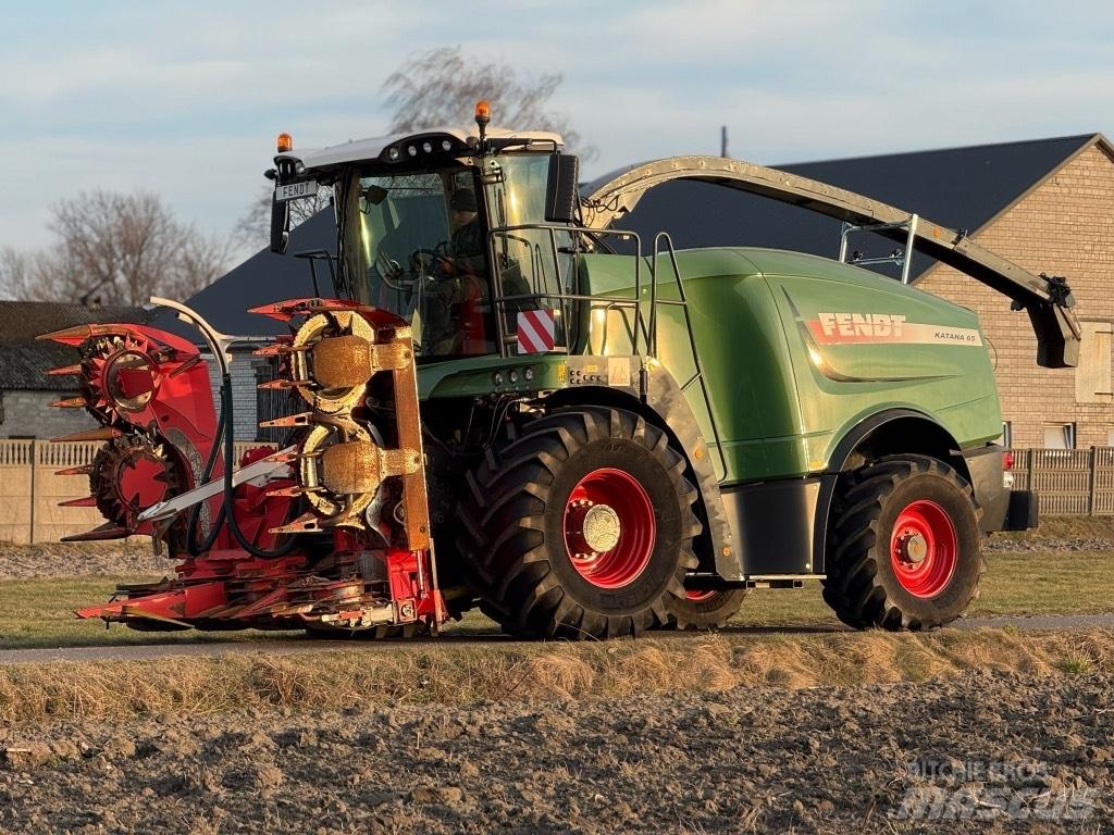 Fendt Katana 65 Самоходные кормоуборочные комбайны