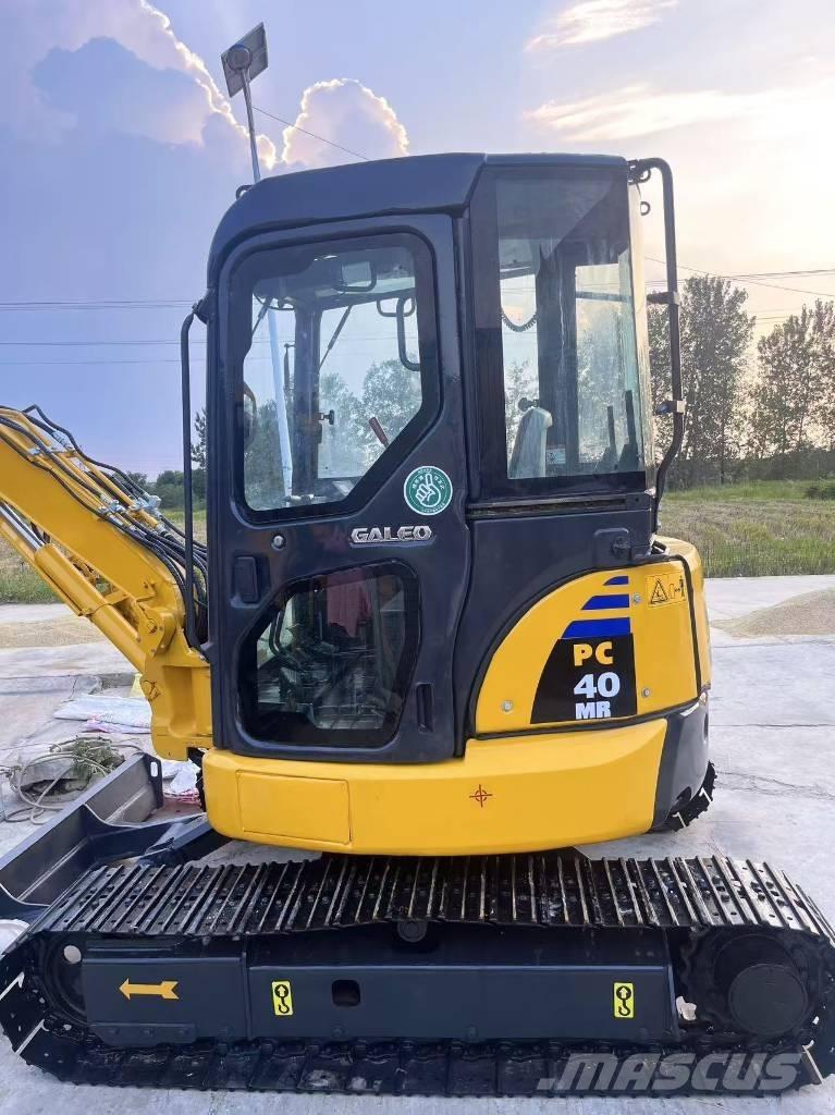 Komatsu PC 40 MR Мини-экскаваторы