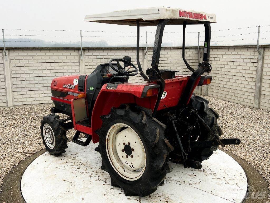 Mitsubishi MT225 Трактора