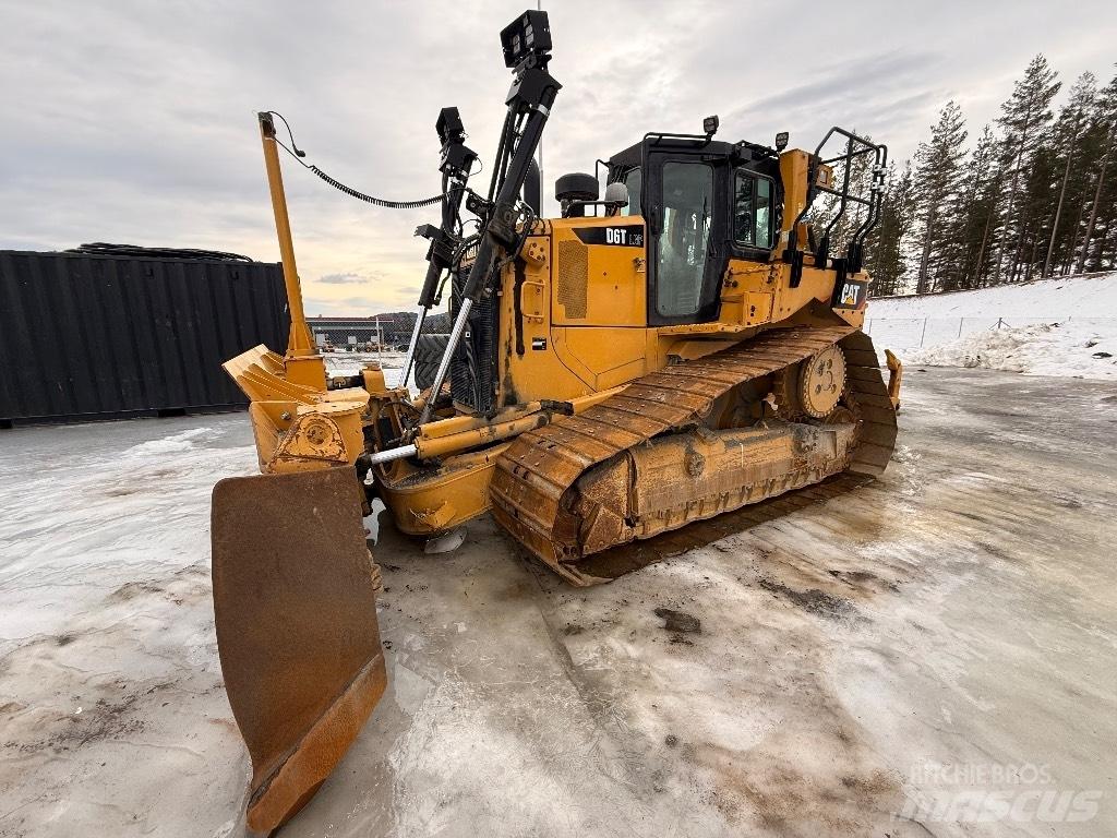 CAT D 6 T LGP Гусеничные бульдозеры