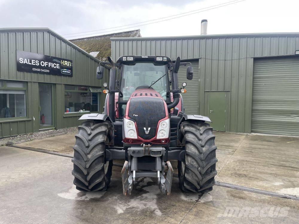 Valtra T 153 Трактора