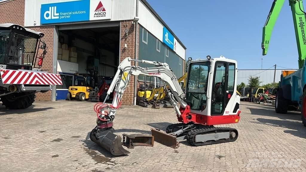 Takeuchi TB225 Мини-экскаваторы