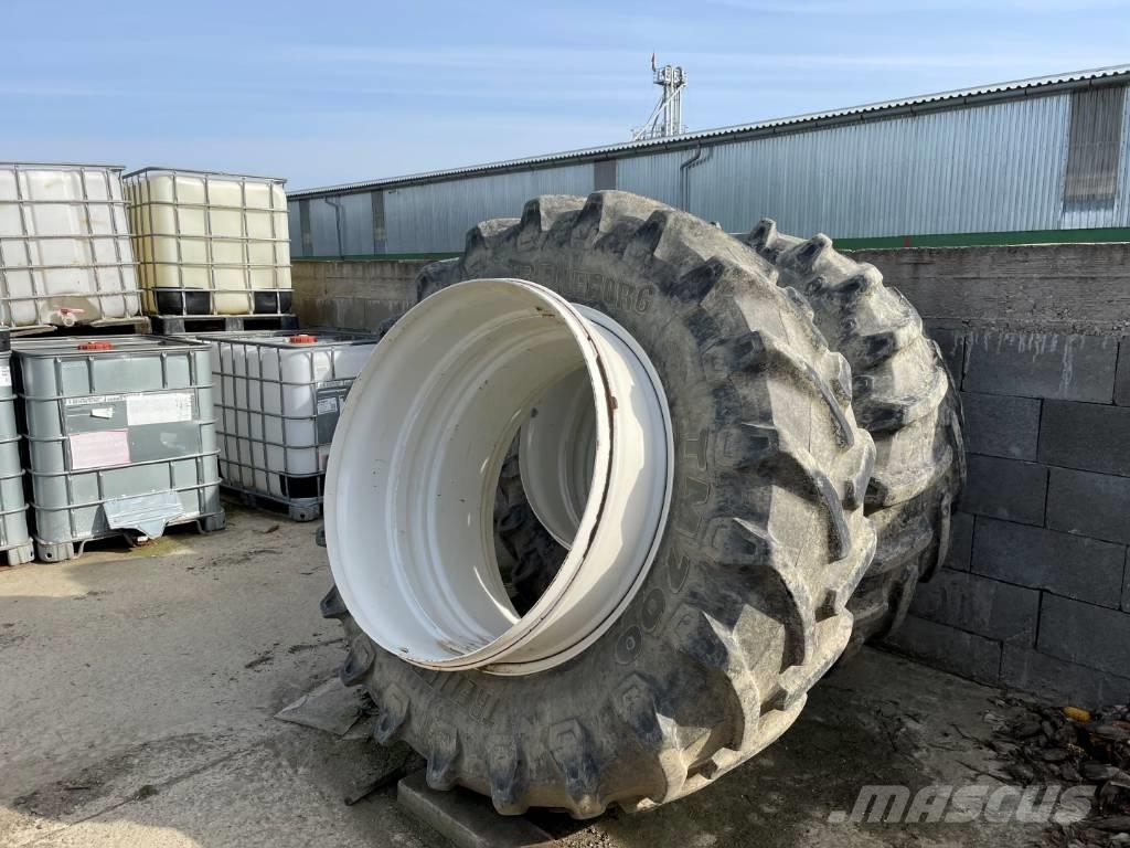 New Holland TM 190 Трактора