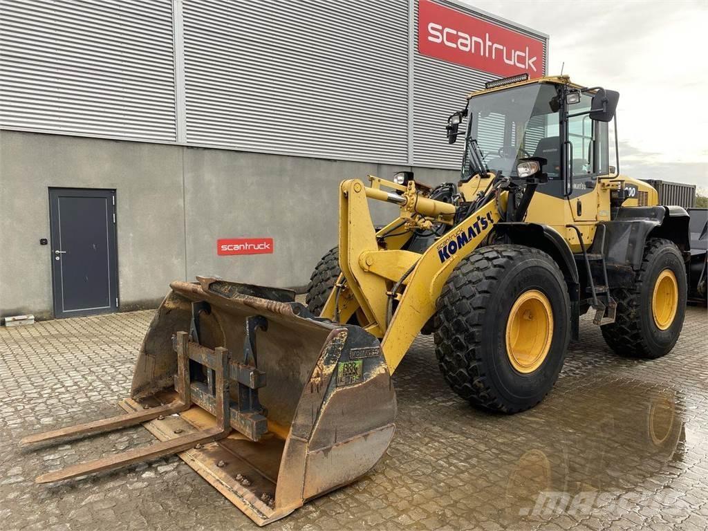 Komatsu WA200-7 Фронтальные погрузчики