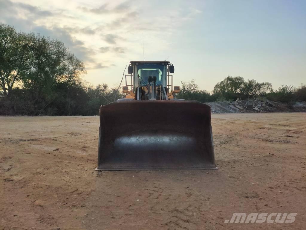 Volvo L 110 G Гусеничные фронтальные погрузчики