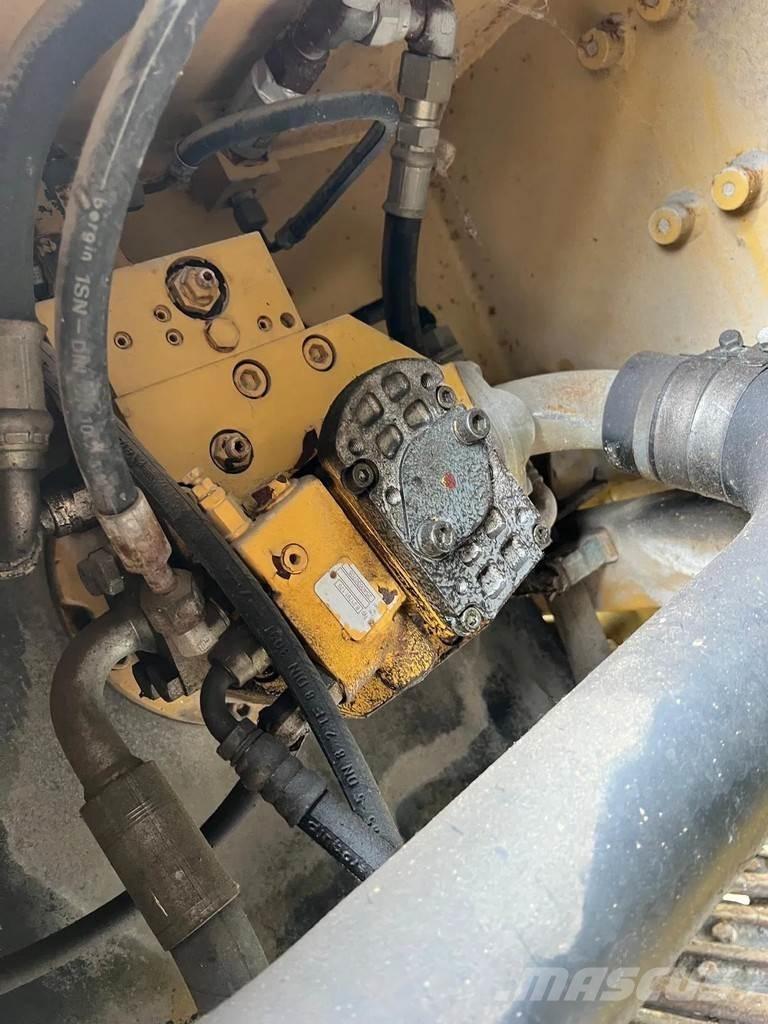 CAT 211B Гусеничные экскаваторы