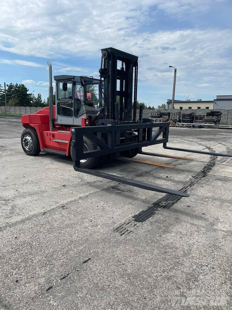 Kalmar DCE 120-6 Паллетные вилы
