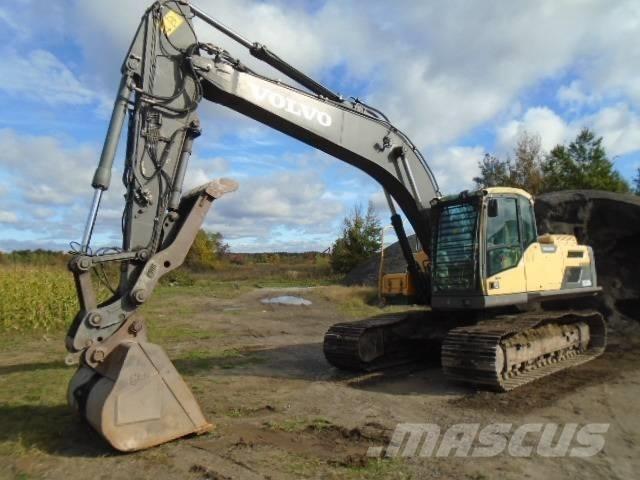 Volvo EC 220 DL Гусеничные экскаваторы