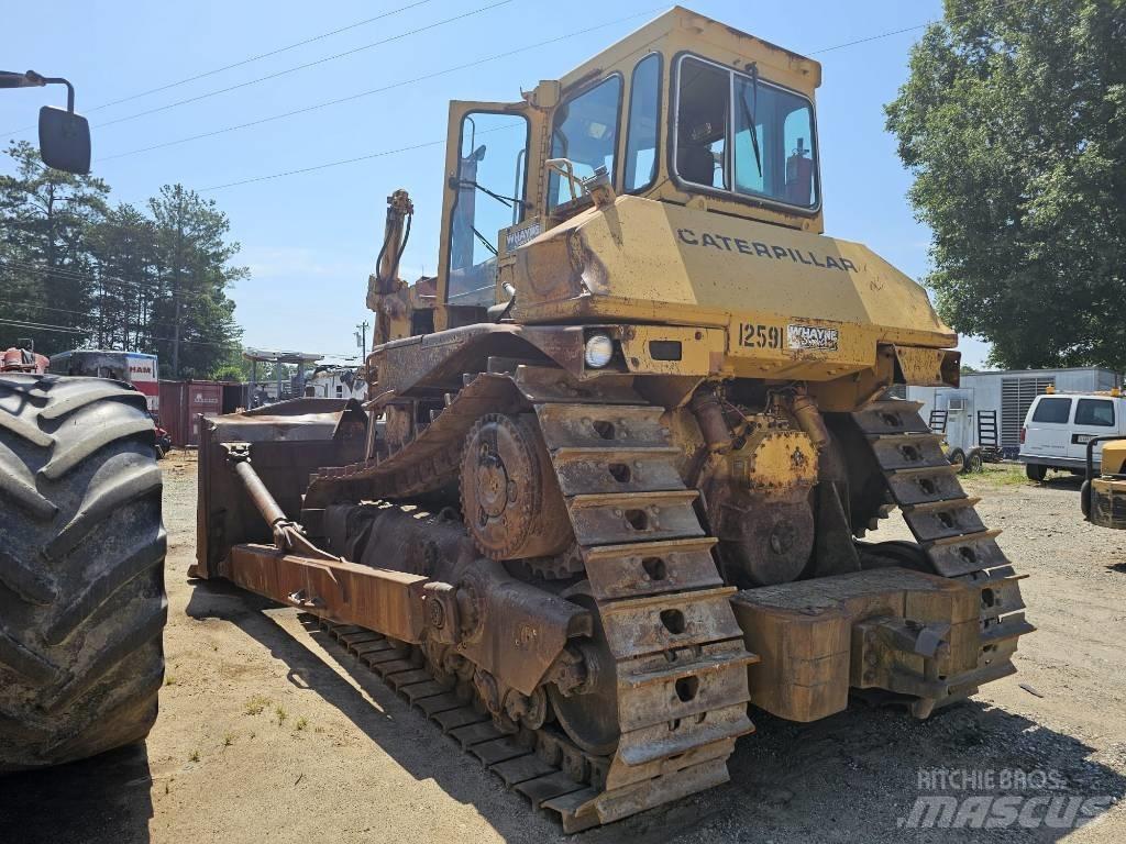 CAT D8N Гусеничные бульдозеры