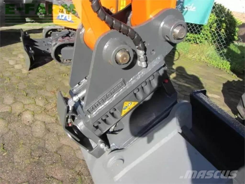 Hitachi zx 33 u-6 Колёсные экскаваторы