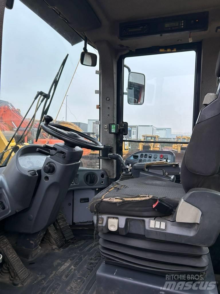 Komatsu WA 380-6 Фронтальные погрузчики