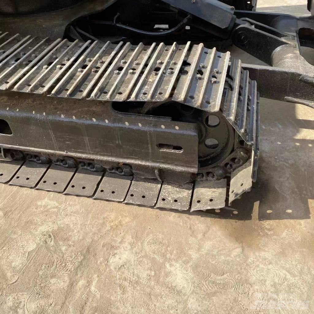Komatsu PC 60 Малые экскаваторы 7т-12т