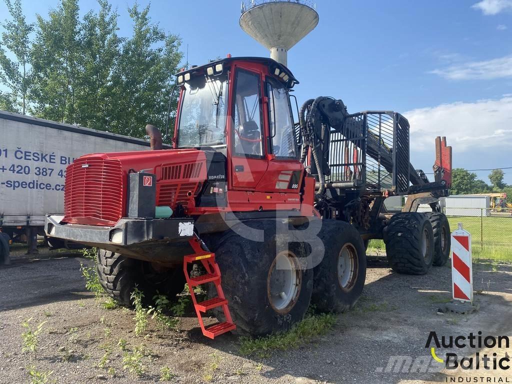 Komatsu 895 Форвардеры