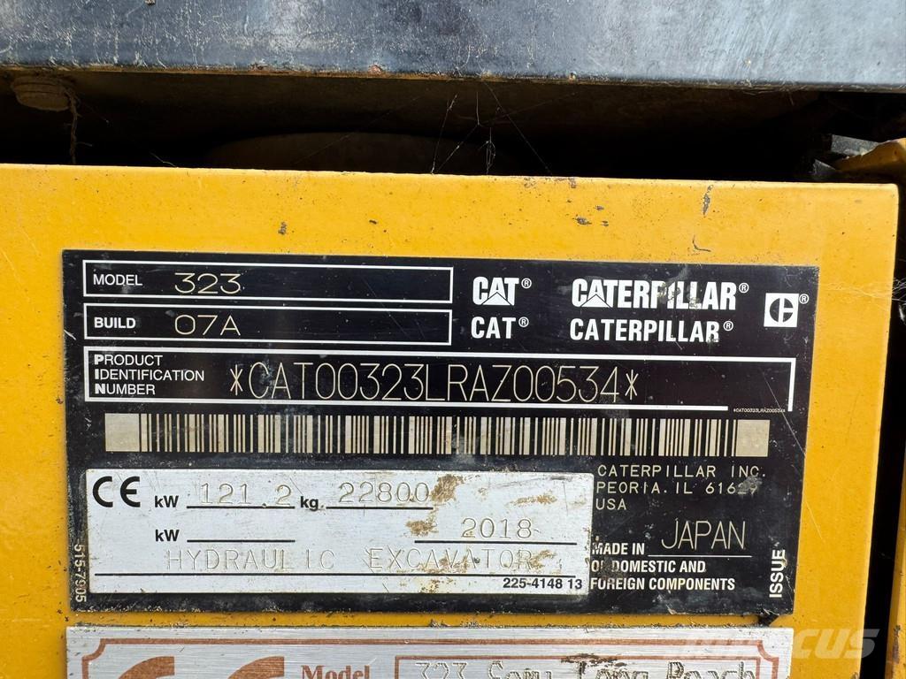 CAT 323 Гусеничные экскаваторы